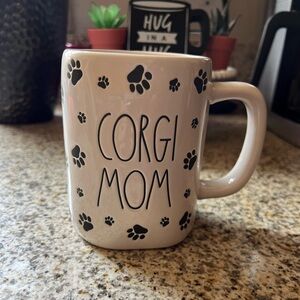Corgi mom Rae Dunn mug